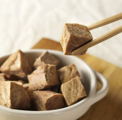 【汪喵星球】 澳洲骰子羊 40g | 犬貓冷凍乾燥原肉小食 低敏美毛貓狗凍乾零食